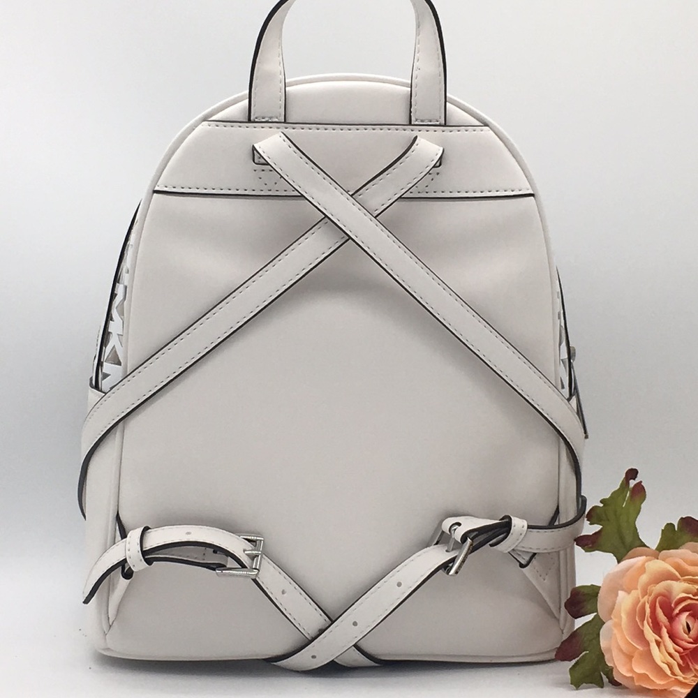 MICHAEL KORS ABBEY MD BACKPACK OPTIC WHITE - Picture 3 of 8